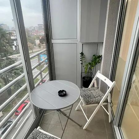 Lejlighed Centrally Located In Ns Novi Sad